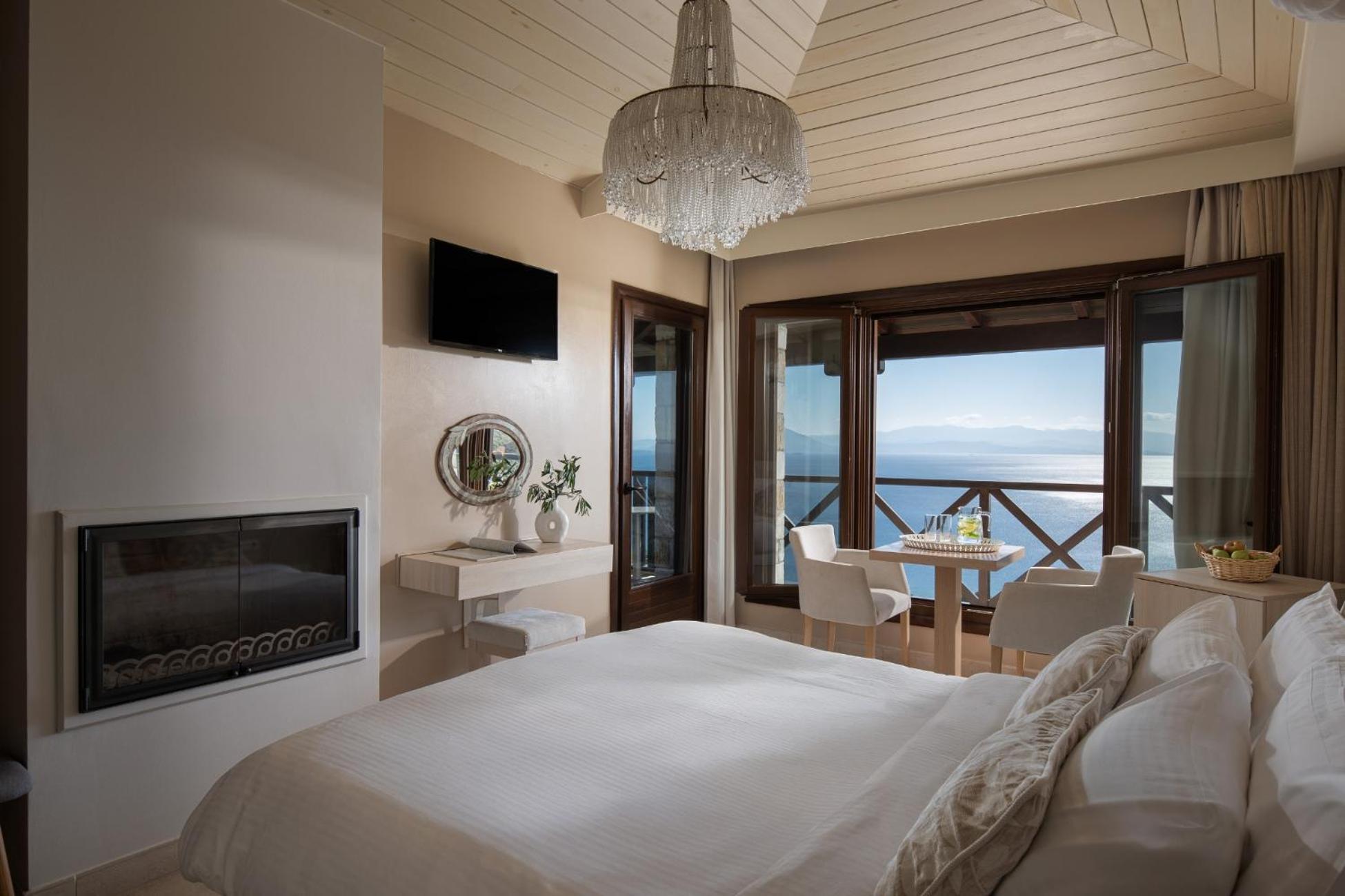 Karavia Lux Inn Áfissos Ngoại thất bức ảnh