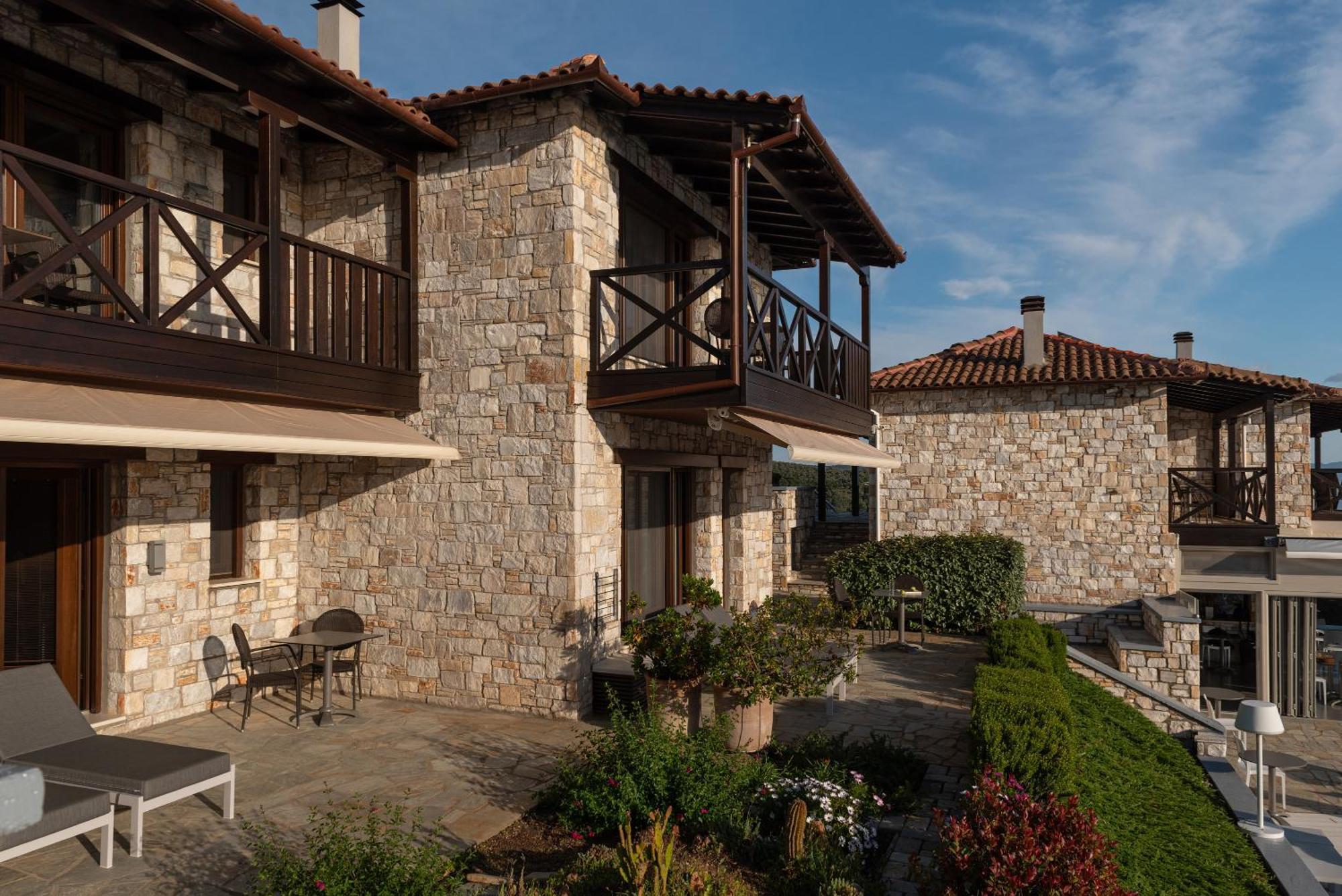 Karavia Lux Inn Áfissos Ngoại thất bức ảnh